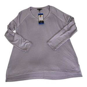 Banana Republic Light Purple Lavender Long Sleeve V Neckline Top